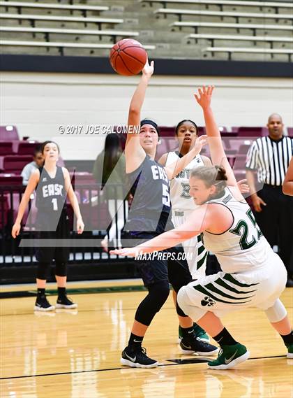 Thumbnail 2 in Weslaco East vs Brenham (NEISD Invitational) photogallery.