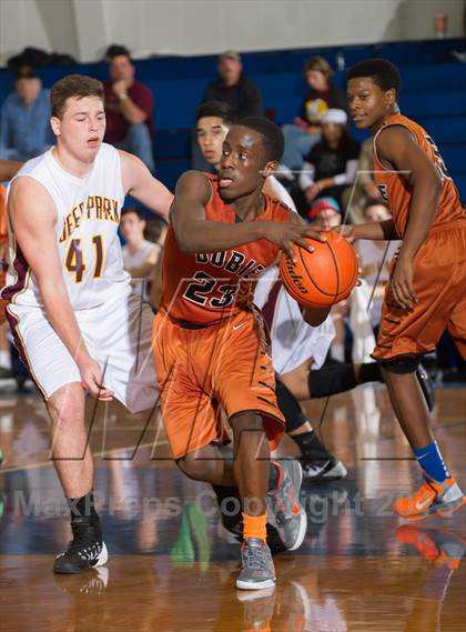 Thumbnail 2 in Dobie vs. Deer Park (McDonald's Texas Invitational) photogallery.