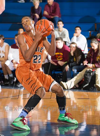 Thumbnail 2 in Dobie vs. Deer Park (McDonald's Texas Invitational) photogallery.