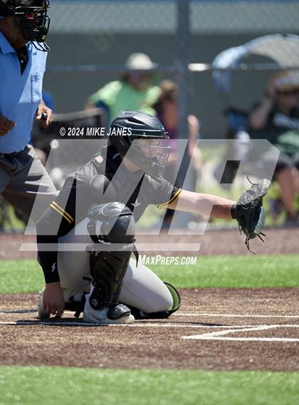 Thumbnail 2 in Calvary Christian vs. St. Laurence (IMG Academy National Classic) photogallery.