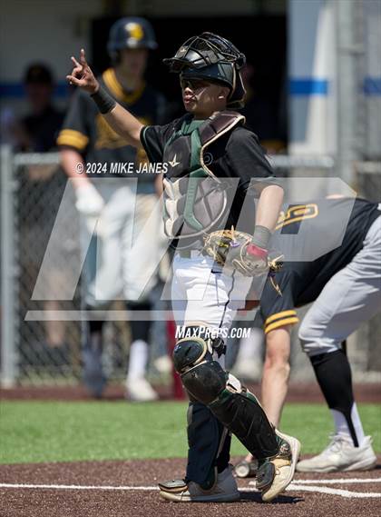 Thumbnail 1 in Calvary Christian vs. St. Laurence (IMG Academy National Classic) photogallery.