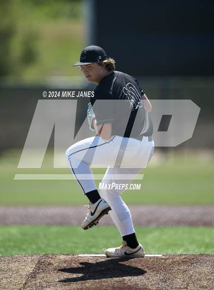 Thumbnail 2 in Calvary Christian vs. St. Laurence (IMG Academy National Classic) photogallery.