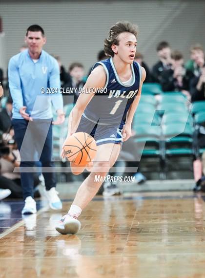 Thumbnail 3 in Chaparral vs Valor Christian (CHSAA 6A Great 8) photogallery.