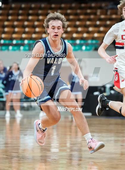 Thumbnail 1 in Chaparral vs Valor Christian (CHSAA 6A Great 8) photogallery.
