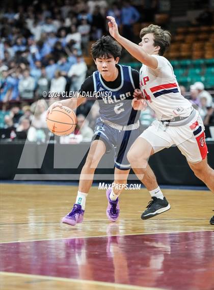 Thumbnail 2 in Chaparral vs Valor Christian (CHSAA 6A Great 8) photogallery.
