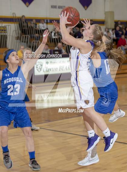 Thumbnail 2 in McDonell Central @ Clayton photogallery.
