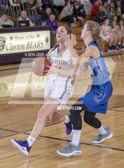 Thumbnail 2 in McDonell Central @ Clayton photogallery.