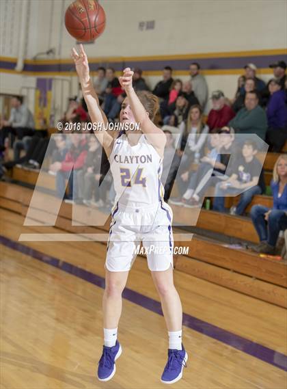 Thumbnail 2 in McDonell Central @ Clayton photogallery.