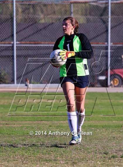 Thumbnail 1 in St. Margaret's vs. La Mirada photogallery.