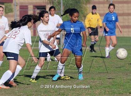 Thumbnail 3 in St. Margaret's vs. La Mirada photogallery.