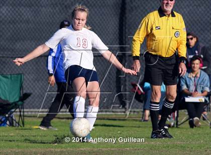 Thumbnail 3 in St. Margaret's vs. La Mirada photogallery.