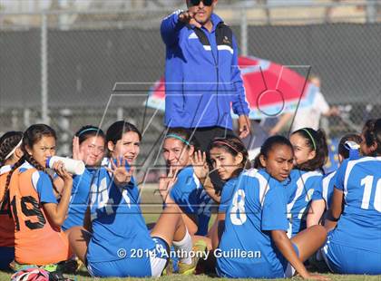 Thumbnail 3 in St. Margaret's vs. La Mirada photogallery.