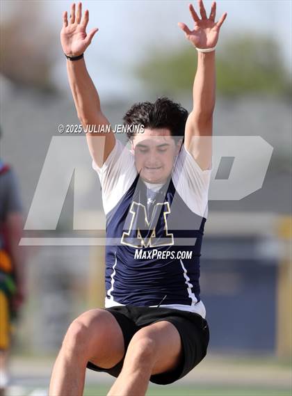 Thumbnail 1 in Meridian-Borah-Timberline-Eagle Quad Meet photogallery.