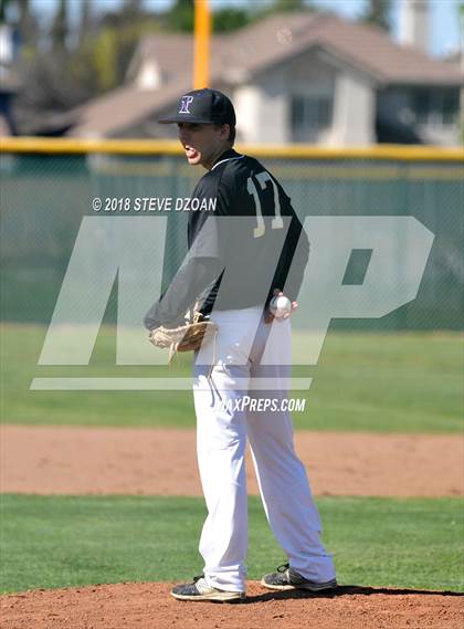 Thumbnail 1 in Tokay @ Tracy photogallery.