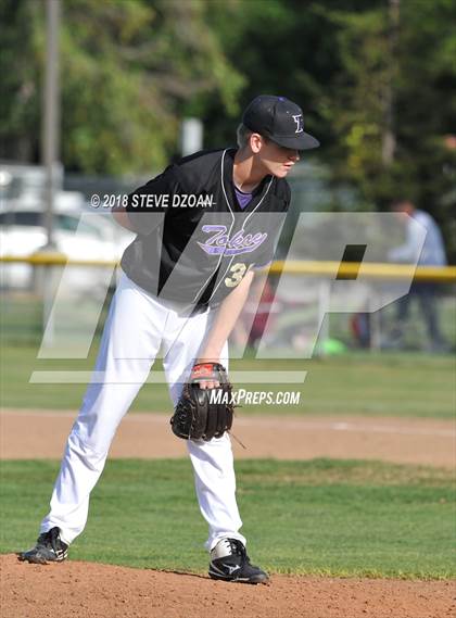 Thumbnail 3 in Tokay @ Tracy photogallery.