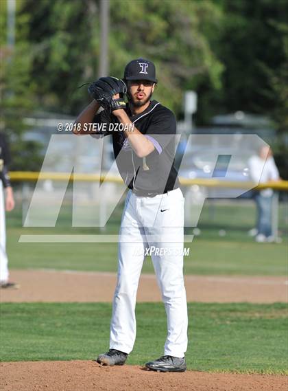 Thumbnail 2 in Tokay @ Tracy photogallery.