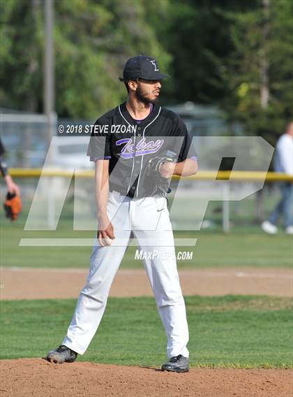 Thumbnail 2 in Tokay @ Tracy photogallery.
