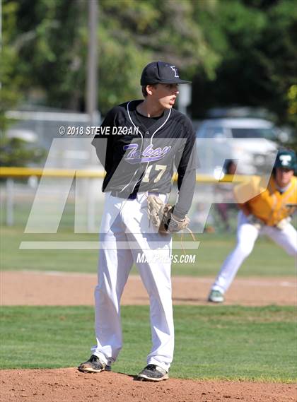 Thumbnail 3 in Tokay @ Tracy photogallery.