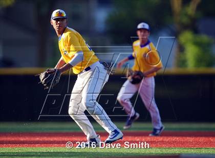 Thumbnail 3 in Germantown @ Whitefish Bay photogallery.
