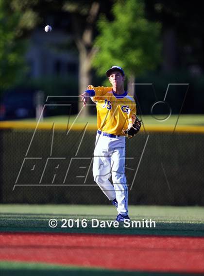 Thumbnail 2 in Germantown @ Whitefish Bay photogallery.