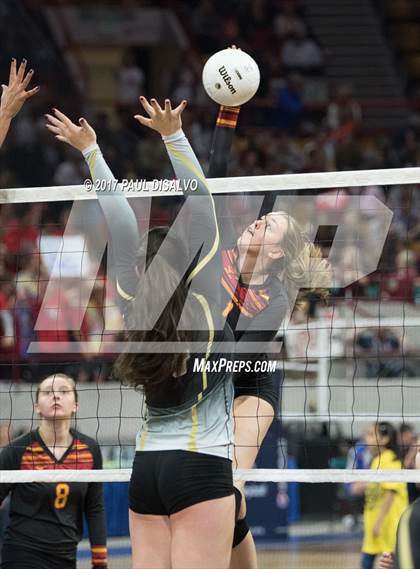 Thumbnail 1 in Castle View vs. Rock Canyon (CHSAA 5A Pool Play) photogallery.