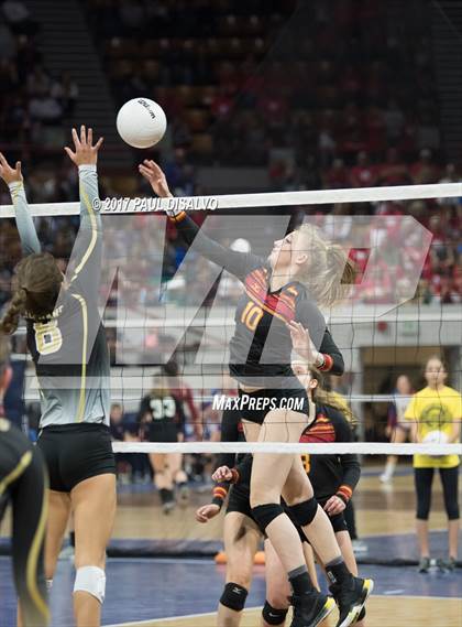 Thumbnail 1 in Castle View vs. Rock Canyon (CHSAA 5A Pool Play) photogallery.