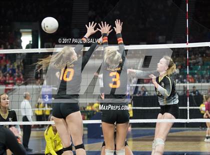 Thumbnail 2 in Castle View vs. Rock Canyon (CHSAA 5A Pool Play) photogallery.