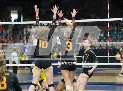 Thumbnail 1 in Castle View vs. Rock Canyon (CHSAA 5A Pool Play) photogallery.