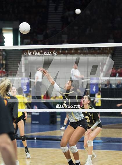 Thumbnail 2 in Castle View vs. Rock Canyon (CHSAA 5A Pool Play) photogallery.