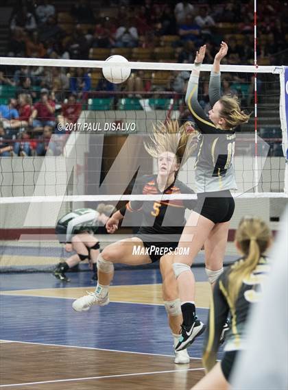 Thumbnail 3 in Castle View vs. Rock Canyon (CHSAA 5A Pool Play) photogallery.