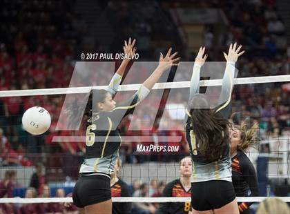 Thumbnail 1 in Castle View vs. Rock Canyon (CHSAA 5A Pool Play) photogallery.