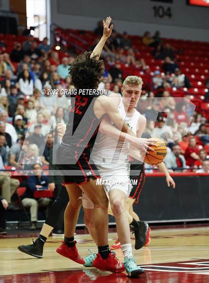 Thumbnail 2 in Snow Canyon vs. Hurricane (UHSAA 4A Quarterfinal Playoff) photogallery.