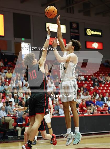 Thumbnail 3 in Snow Canyon vs. Hurricane (UHSAA 4A Quarterfinal Playoff) photogallery.