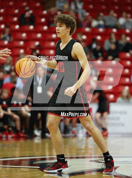 Thumbnail 3 in Snow Canyon vs. Hurricane (UHSAA 4A Quarterfinal Playoff) photogallery.