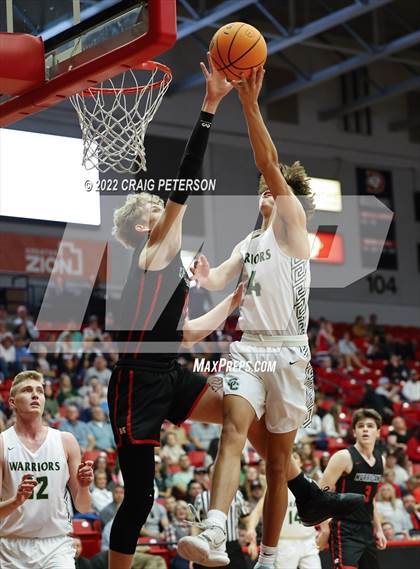 Thumbnail 2 in Snow Canyon vs. Hurricane (UHSAA 4A Quarterfinal Playoff) photogallery.