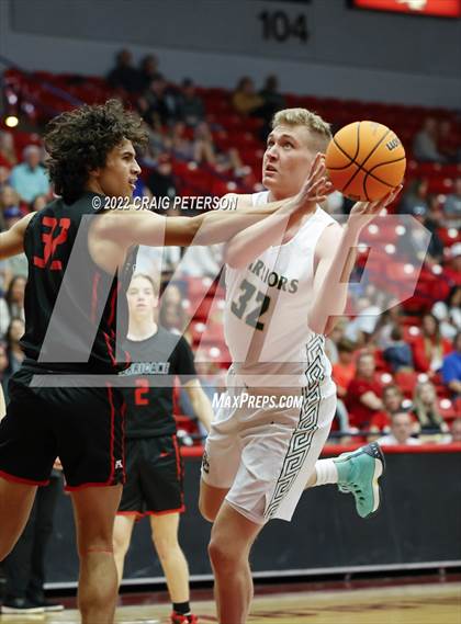 Thumbnail 1 in Snow Canyon vs. Hurricane (UHSAA 4A Quarterfinal Playoff) photogallery.