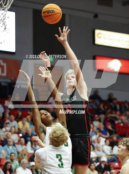 Thumbnail 3 in Snow Canyon vs. Hurricane (UHSAA 4A Quarterfinal Playoff) photogallery.