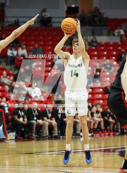 Thumbnail 3 in Snow Canyon vs. Hurricane (UHSAA 4A Quarterfinal Playoff) photogallery.