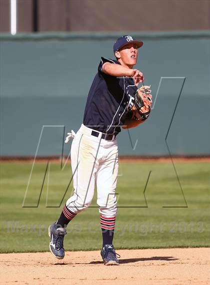 Thumbnail 2 in Elk Grove vs Pleasant Grove (Boras Classic - North Bracket Championship) photogallery.