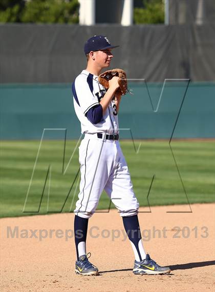 Thumbnail 2 in Elk Grove vs Pleasant Grove (Boras Classic - North Bracket Championship) photogallery.