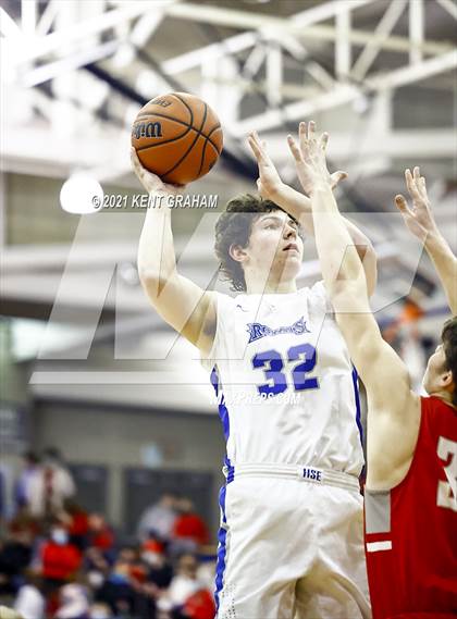 Thumbnail 1 in Fishers vs Hamilton Southeastern (IHSAA Sectional Round 1 Playoff) photogallery.