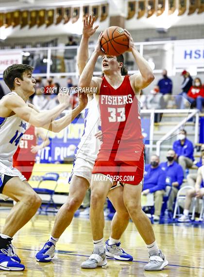 Thumbnail 1 in Fishers vs Hamilton Southeastern (IHSAA Sectional Round 1 Playoff) photogallery.