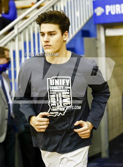 Thumbnail 1 in Fishers vs Hamilton Southeastern (IHSAA Sectional Round 1 Playoff) photogallery.