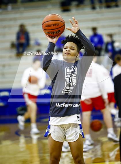 Thumbnail 1 in Fishers vs Hamilton Southeastern (IHSAA Sectional Round 1 Playoff) photogallery.