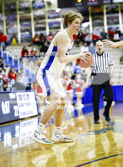 Thumbnail 1 in Fishers vs Hamilton Southeastern (IHSAA Sectional Round 1 Playoff) photogallery.