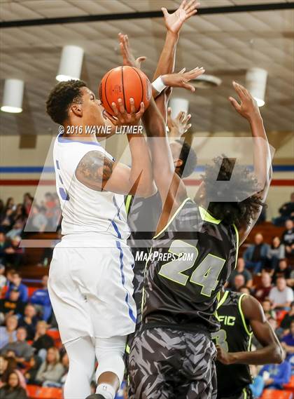 Thumbnail 2 in Prolific Prep Academy vs Hillcrest Prep (Marshall County Hoopfest) photogallery.