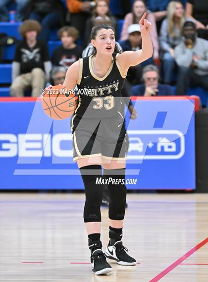 Thumbnail 1 in Long Island Lutheran vs. Archbishop Mitty (Nike Tournament of Champions - Championship) photogallery.