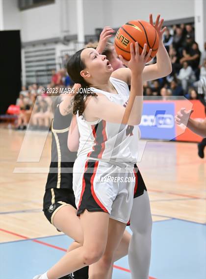 Thumbnail 1 in Long Island Lutheran vs. Archbishop Mitty (Nike Tournament of Champions - Championship) photogallery.