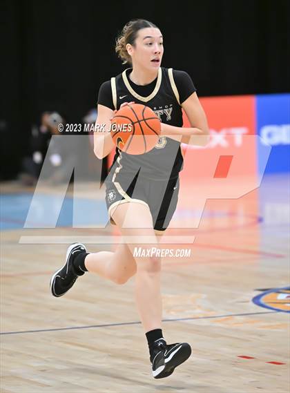 Thumbnail 2 in Long Island Lutheran vs. Archbishop Mitty (Nike Tournament of Champions - Championship) photogallery.