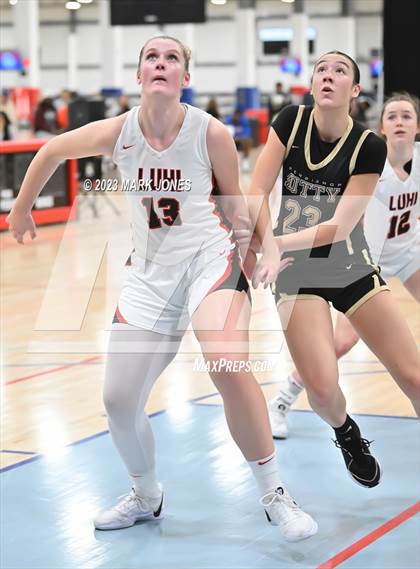 Thumbnail 3 in Long Island Lutheran vs. Archbishop Mitty (Nike Tournament of Champions - Championship) photogallery.
